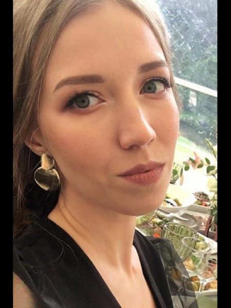 Ekaterina / Réf. 92933 / Adhérente Agence Amélie