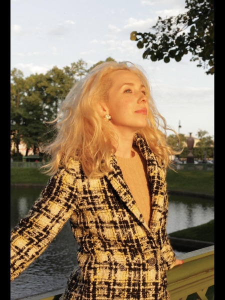 Anna / Réf. 92937 / Adhérente Agence Amélie