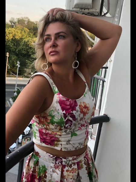 Evguenia / Réf. 92940 / Adhérente Agence Amélie