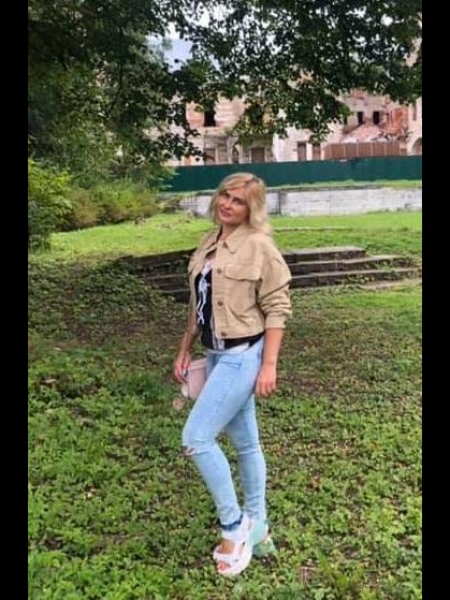 Evguenia / Réf. 92940 / Adhérente Agence Amélie