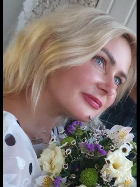 Evguenia / Réf. 92940 / Adhérente Agence Amélie