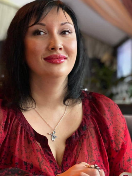 Olha (Zurich) / Réf. 92953 / Adhérente Agence Amélie