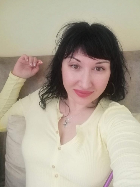 Olha (Zurich) / Réf. 92953 / Adhérente Agence Amélie