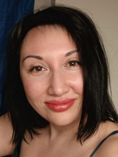 Olha (Zurich) / Réf. 92953 / Adhérente Agence Amélie