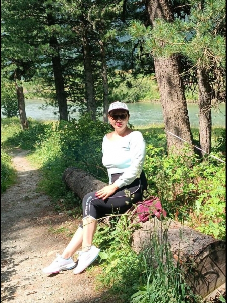 Olha (Zurich) / Réf. 92953 / Adhérente Agence Amélie