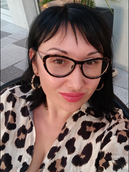 Olha (Zurich) / Réf. 92953 / Adhérente Agence Amélie