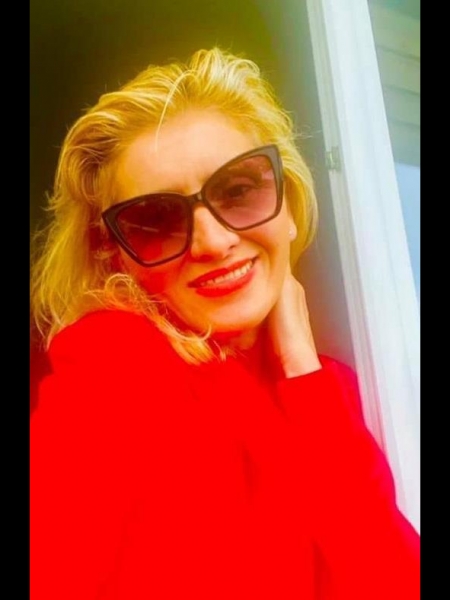 Zhana (Dole) / Réf. 92956 / Adhérente Agence Amélie