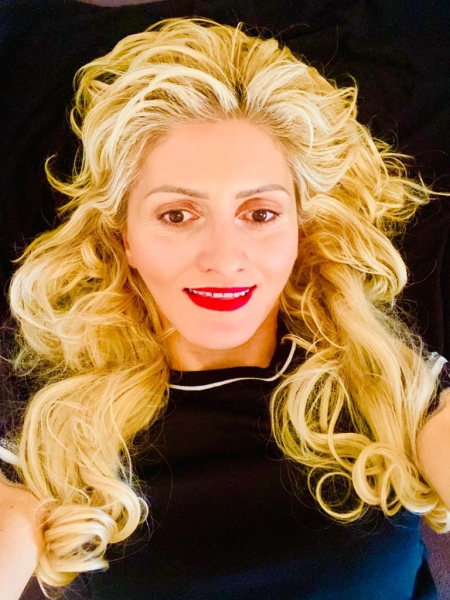 Zhana (Dole) / Réf. 92956 / Adhérente Agence Amélie