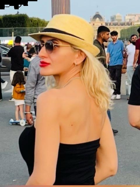 Zhana (Dole) / Réf. 92956 / Adhérente Agence Amélie