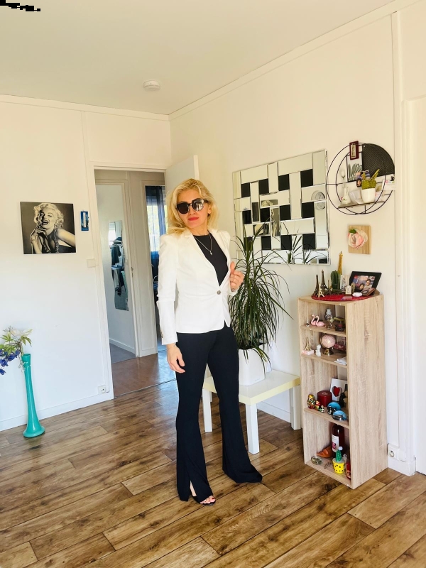 Photo de Zhana (Dole) / Réf. 92956 / Agence Amélie