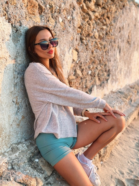 Alina (Israël) / Réf. 92960 / Adhérente Agence Amélie