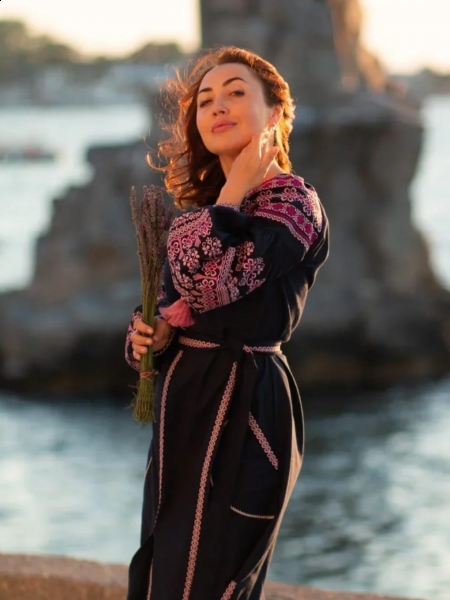 Angelika (Montreux) / Réf. 92968 / Adhérente Agence Amélie