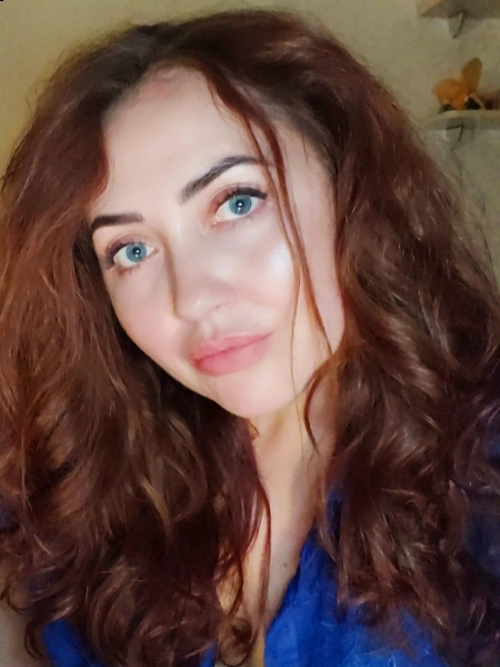 Angelika (Montreux) / Réf. 92968 / Adhérente Agence Amélie