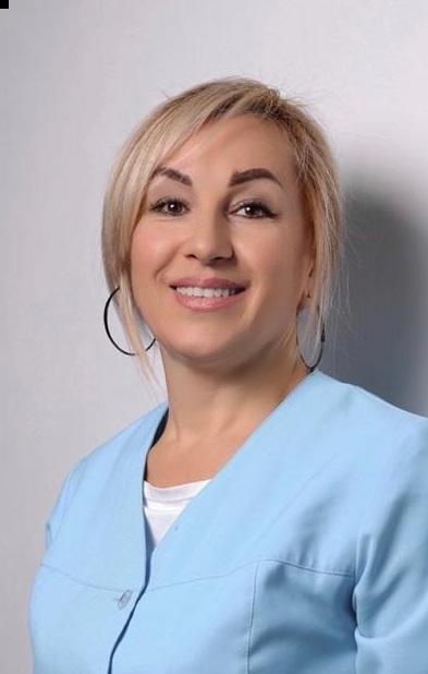 Photo de Ludmila (Montreux) / Réf. 93000 / Agence Amélie