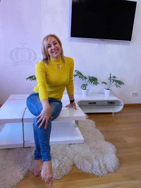 Ludmila (Montreux) / Réf. 93000 / Adhérente Agence Amélie
