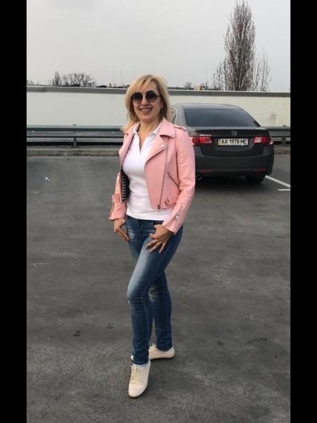 Ludmila (Montreux) / Réf. 93000 / Adhérente Agence Amélie