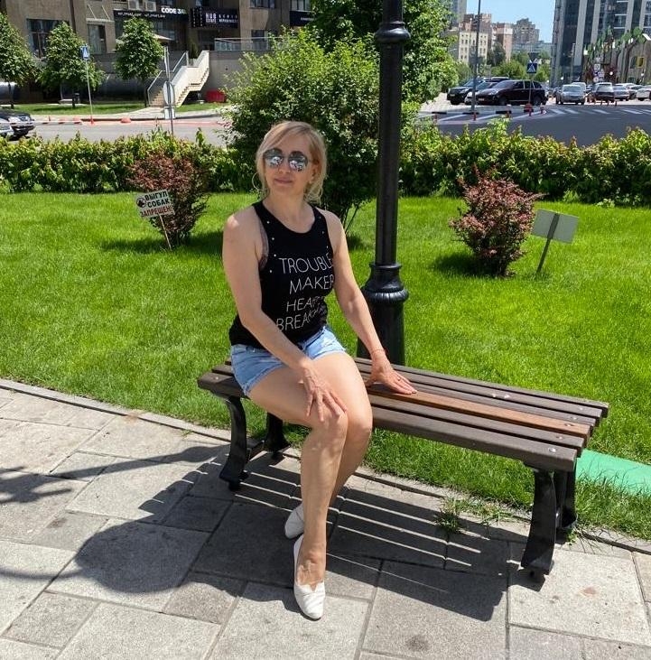 Photo de Ludmila (Montreux) / Réf. 93000 / Agence Amélie
