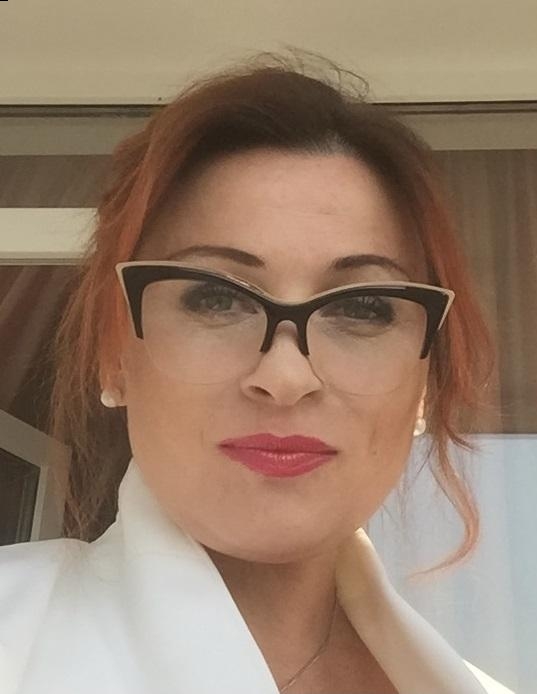Photo de Natalia (Genève) / Réf. 93001 / Agence Amélie