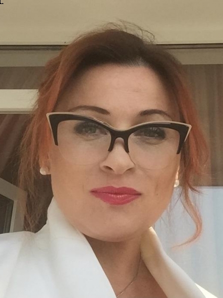 Natalia (Genève) / Réf. 93001 / Adhérente Agence Amélie