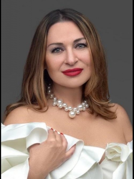 Natalia (Genève) / Réf. 93001 / Adhérente Agence Amélie
