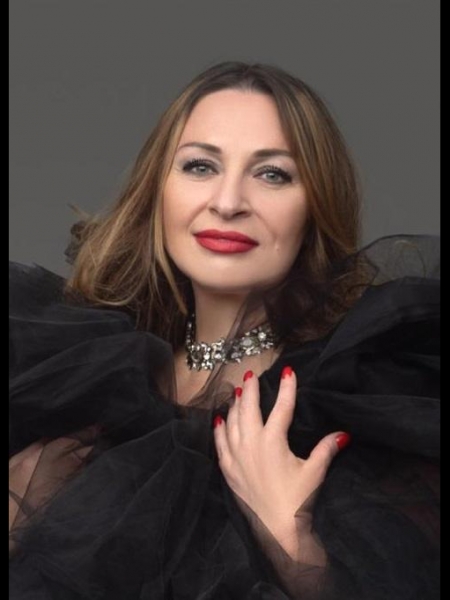 Natalia (Genève) / Réf. 93001 / Adhérente Agence Amélie