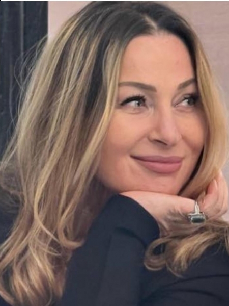 Natalia (Genève) / Réf. 93001 / Adhérente Agence Amélie