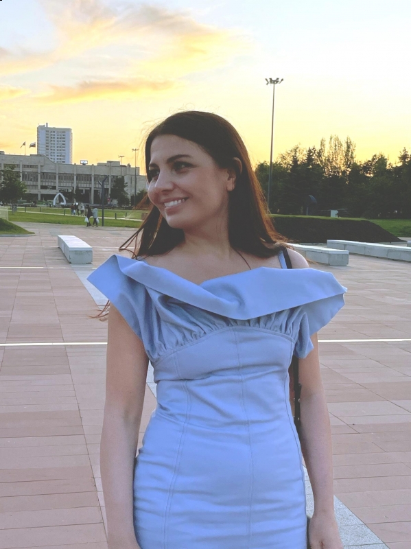 Photo de Ksenia / Réf. 93022 / Agence Amélie