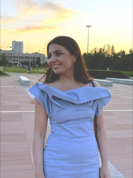 Ksenia / Réf. 93022 / Adhérente Agence Amélie