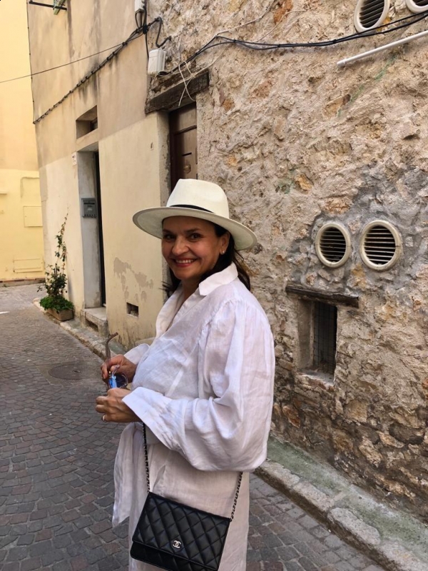 Photo de Svetlana (Lettonie) / Réf. 93023 / Agence Amélie