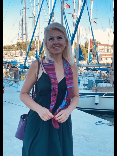 Anna / Réf. 93024 / Adhérente Agence Amélie