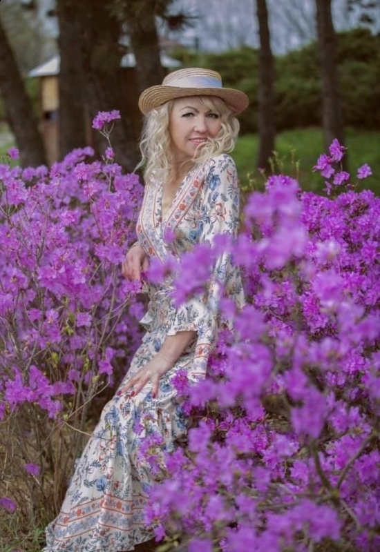 Photo de Anna / Réf. 93024 / Agence Amélie