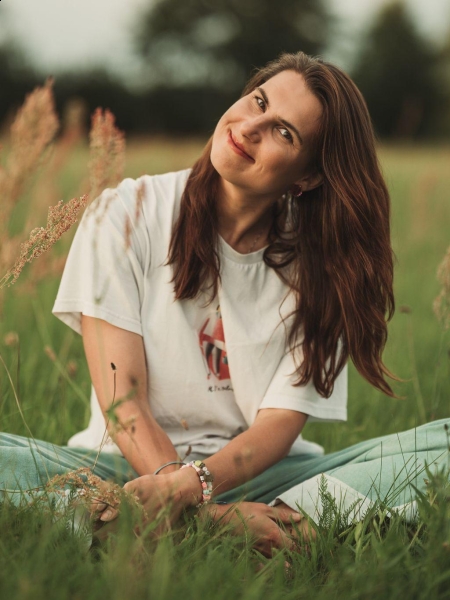 Elizaveta (Portugal) / Réf. 93032 / Adhérente Agence Amélie