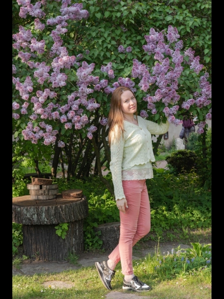Oksana / Réf. 93037 / Adhérente Agence Amélie