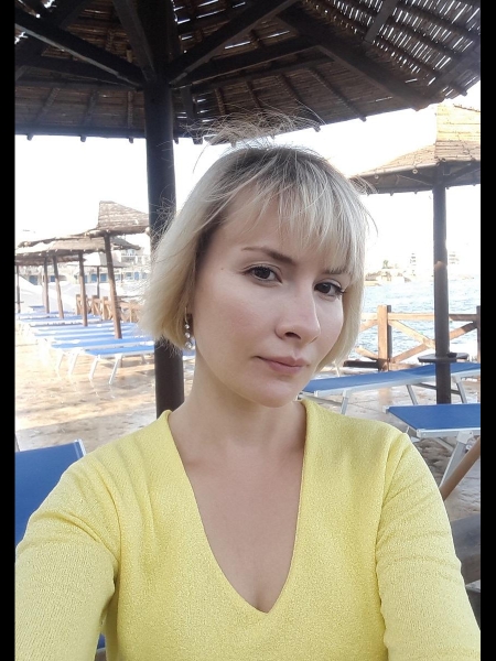 Ekaterina / Réf. 93040 / Adhérente Agence Amélie