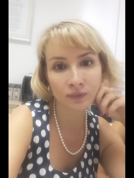 Ekaterina / Réf. 93040 / Adhérente Agence Amélie