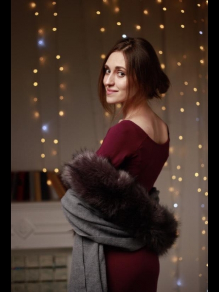 Irina / Réf. 93047 / Adhérente Agence Amélie