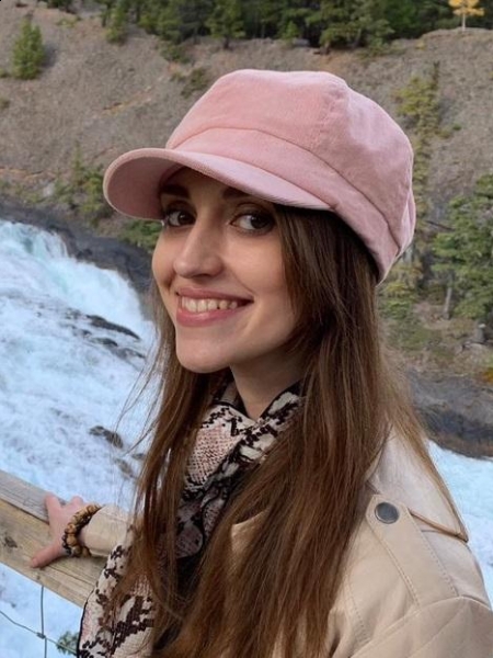 Irina / Réf. 93047 / Adhérente Agence Amélie