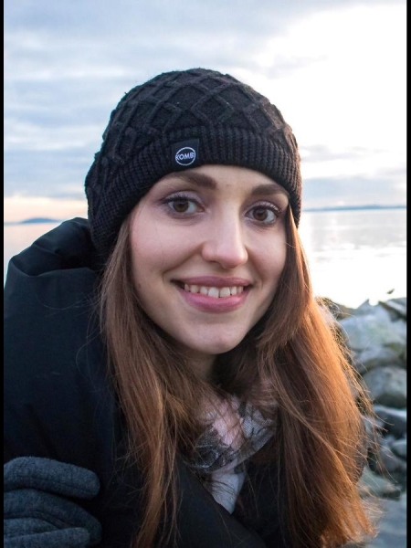 Irina / Réf. 93047 / Adhérente Agence Amélie