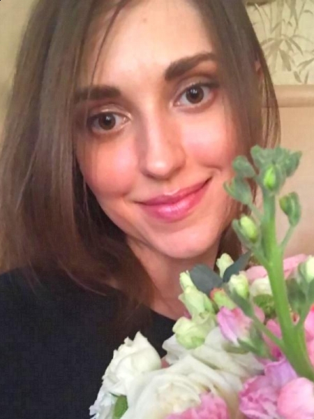 Irina / Réf. 93047 / Adhérente Agence Amélie