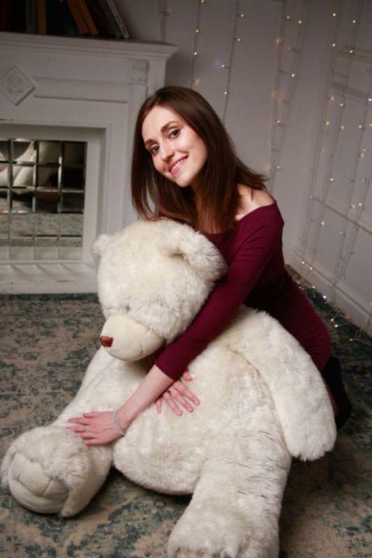 Photo de Irina / Réf. 93047 / Agence Amélie