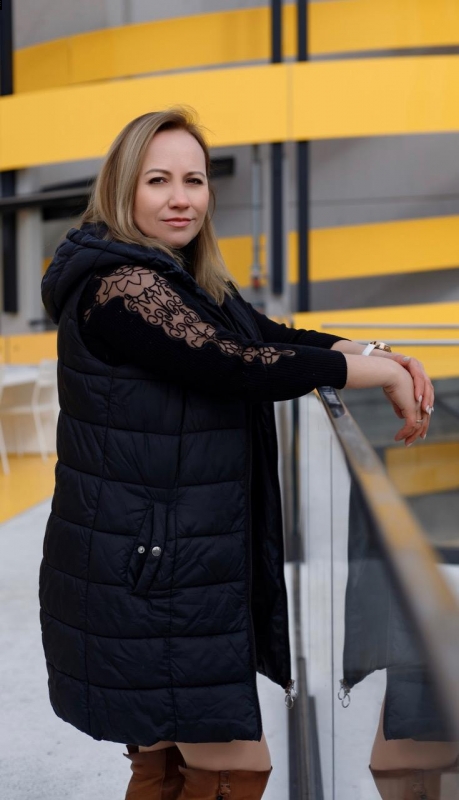 Photo de Olga (Lyon) / Réf. 93050 / Agence Amélie