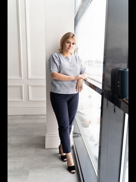 Ekaterina / Réf. 93054 / Adhérente Agence Amélie