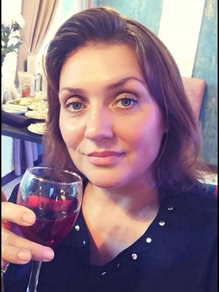 Ekaterina / Réf. 93054 / Adhérente Agence Amélie