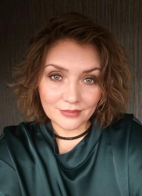 Photo de Ekaterina / Réf. 93054 / Agence Amélie