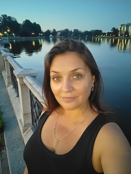 Ekaterina / Réf. 93054 / Adhérente Agence Amélie