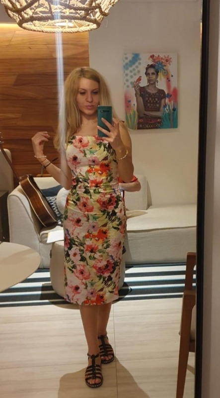 Photo de Elena / Réf. 93055 / Agence Amélie