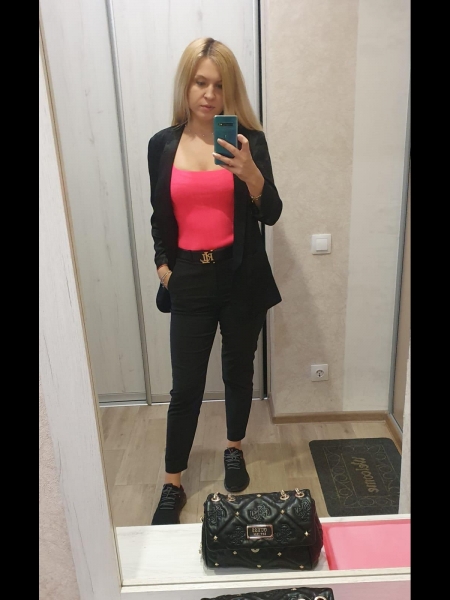 Elena / Réf. 93055 / Adhérente Agence Amélie