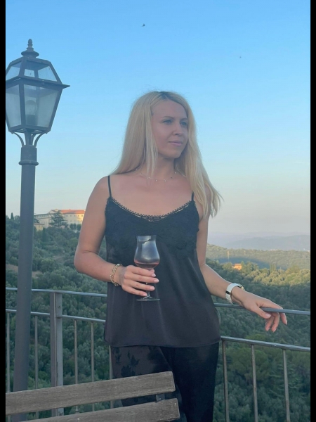 Elena / Réf. 93055 / Adhérente Agence Amélie