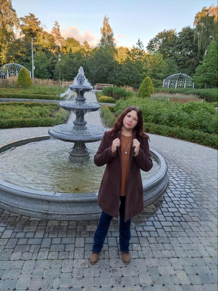 Anna / Réf. 93056 / Adhérente Agence Amélie