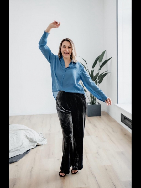 Larissa / Réf. 93064 / Adhérente Agence Amélie